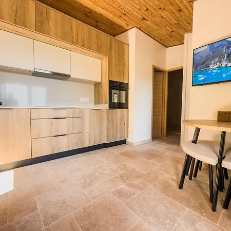 Cap Paradisu - Vue Et Montagne * Santa-Maria-di-Lota