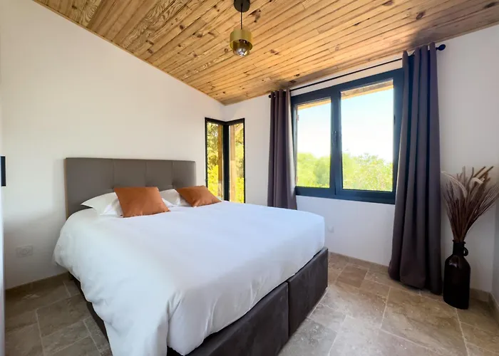 Cap Paradisu - Vue Et Montagne * Santa-Maria-di-Lota